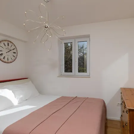 O'lord - Luxury Sea View Apt Near Old Town *