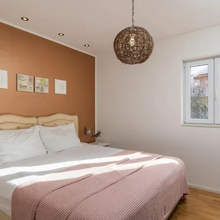 Apartment O'lord - Luxury Sea View Apt Near Old Town